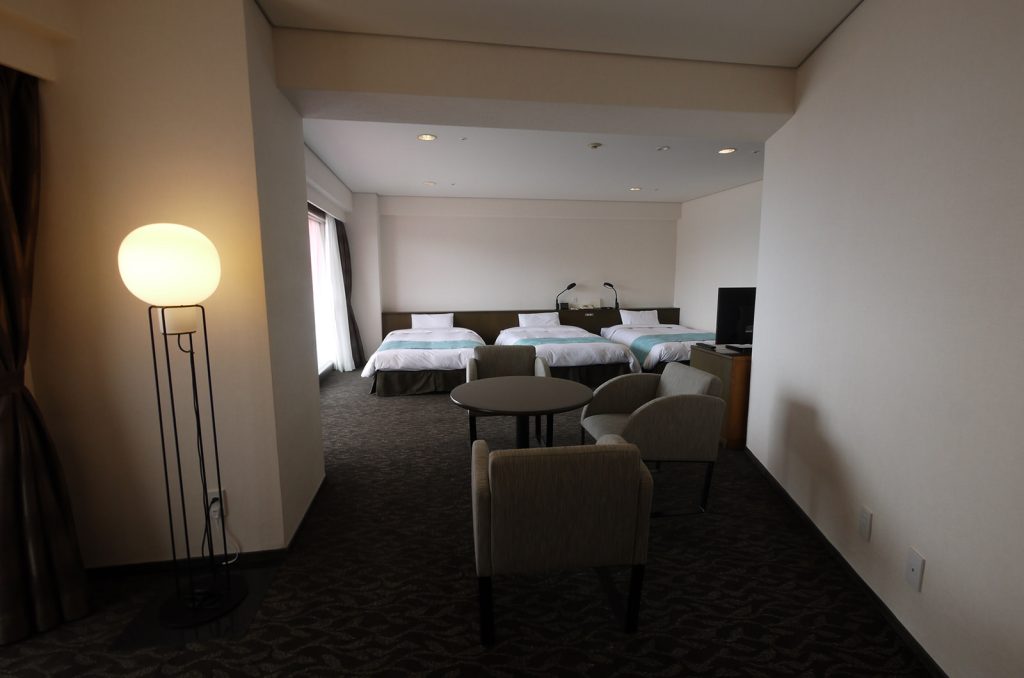 デラックストリプル